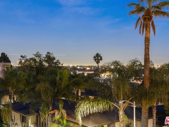 8455 Fountain Avenue 402, West Hollywood CA 90069