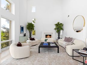 14435 Mulholland Drive, Los Angeles CA 90077