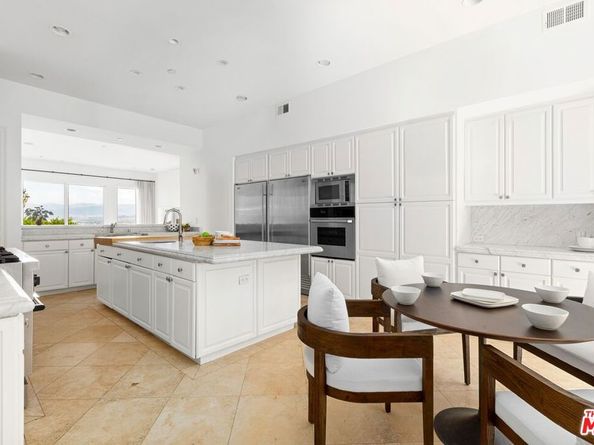 14435 Mulholland Drive, Los Angeles CA 90077