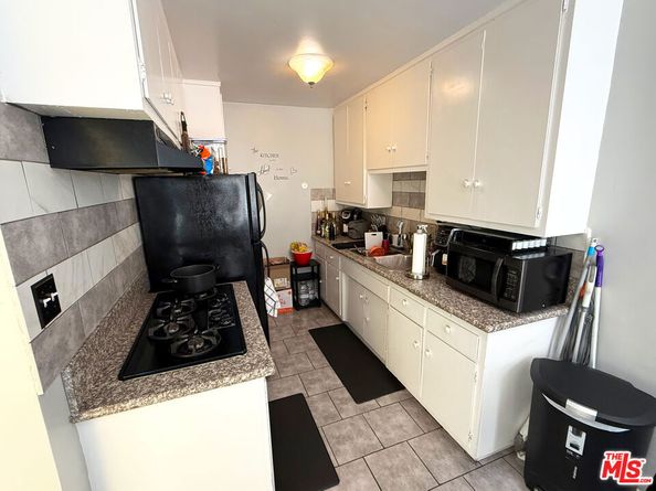 413 N Market Street, Inglewood CA 90302