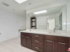 5307 Wilkinson Avenue 10, Valley Village CA 91607