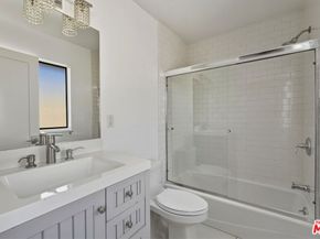 5307 Wilkinson Avenue 10, Valley Village CA 91607