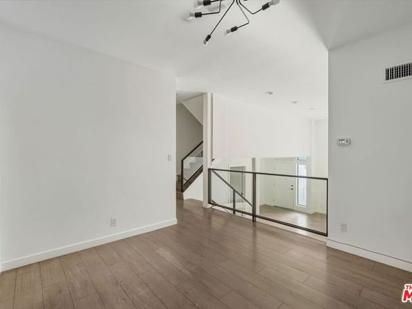 5307 Wilkinson Avenue 10, Valley Village CA 91607