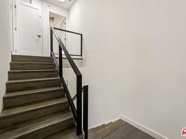 5307 Wilkinson Avenue 10, Valley Village CA 91607