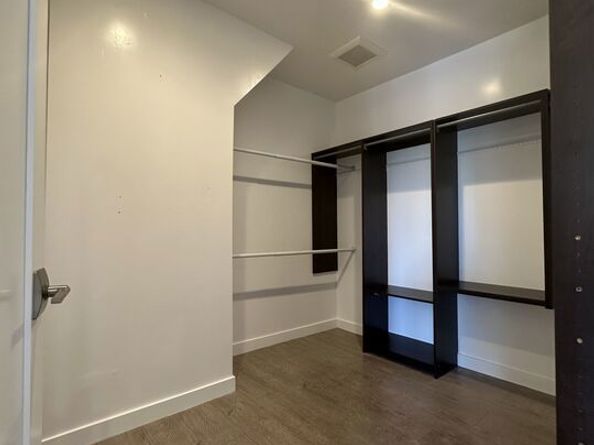 5307 Wilkinson Avenue 10, Valley Village CA 91607