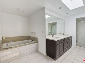 5307 Wilkinson Avenue 10, Valley Village CA 91607