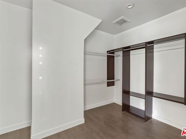 5307 Wilkinson Avenue 10, Valley Village CA 91607