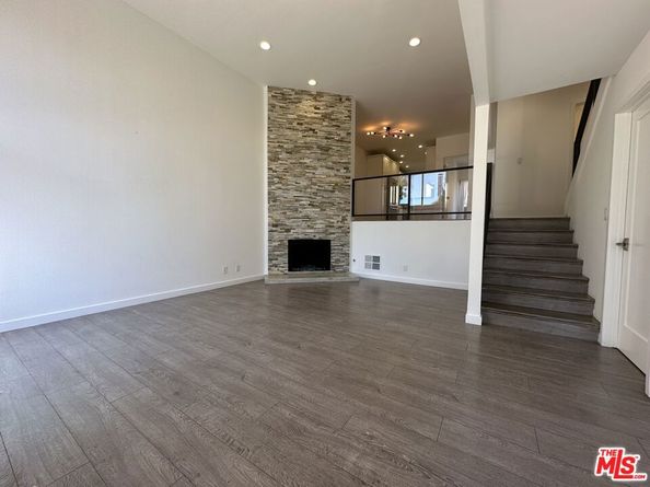 5307 Wilkinson Avenue 10, Valley Village CA 91607