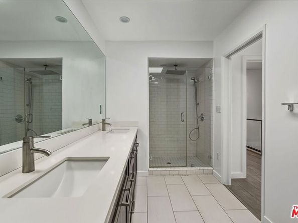 5307 Wilkinson Avenue 10, Valley Village CA 91607