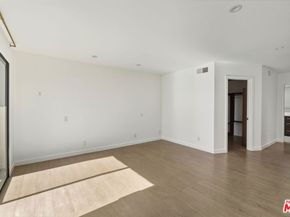 5307 Wilkinson Avenue 10, Valley Village CA 91607