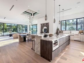 16879 Mooncrest Drive, Encino CA 91436