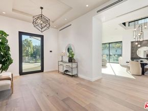 16879 Mooncrest Drive, Encino CA 91436