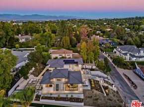 16879 Mooncrest Drive, Encino CA 91436