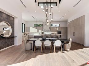 16879 Mooncrest Drive, Encino CA 91436