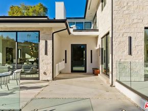 16879 Mooncrest Drive, Encino CA 91436