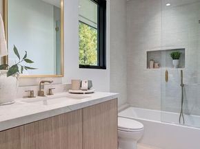 16879 Mooncrest Drive, Encino CA 91436