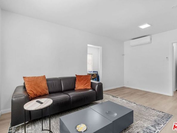 727 Crenshaw Boulevard, Los Angeles CA 90005