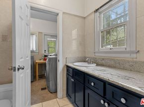 727 Crenshaw Boulevard, Los Angeles CA 90005