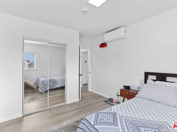 727 Crenshaw Boulevard, Los Angeles CA 90005