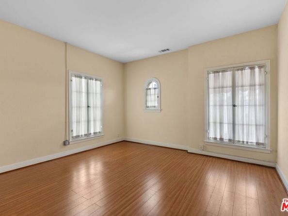 727 Crenshaw Boulevard, Los Angeles CA 90005