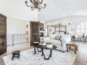 6383 Quebec Drive, Los Angeles CA 90068