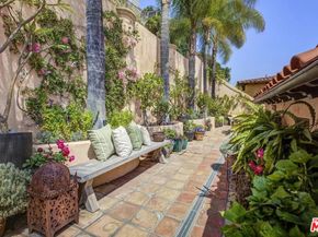 6383 Quebec Drive, Los Angeles CA 90068