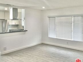 1049 Larch Street 4, Inglewood CA 90301