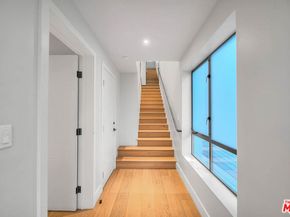 5014 Rosewood Avenue 1/2, Los Angeles CA 90004