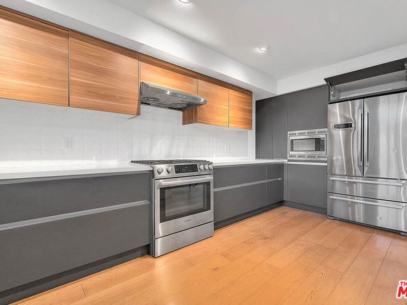 5014 Rosewood Avenue 1/2, Los Angeles CA 90004