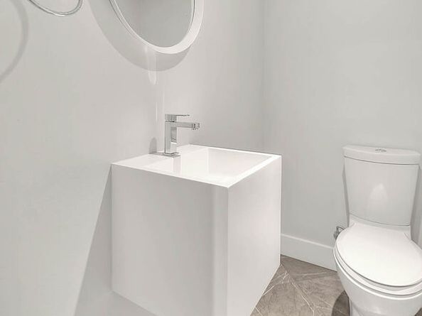 5014 Rosewood Avenue 1/2, Los Angeles CA 90004