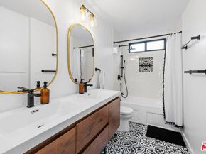 10246 Briarwood Drive, Los Angeles CA 90077