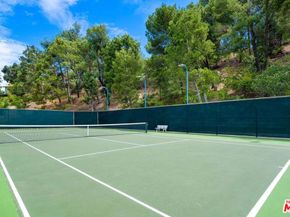 10246 Briarwood Drive, Los Angeles CA 90077