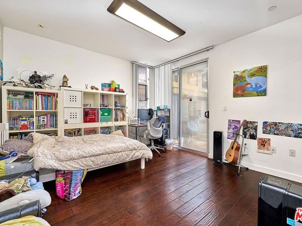 332 S Oxford Avenue 106, Los Angeles CA 90020