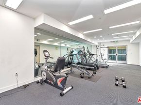 332 S Oxford Avenue 106, Los Angeles CA 90020