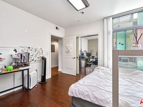 332 S Oxford Avenue 106, Los Angeles CA 90020