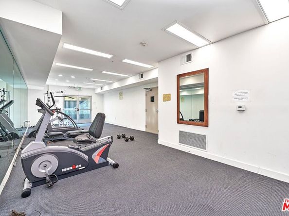 332 S Oxford Avenue 106, Los Angeles CA 90020