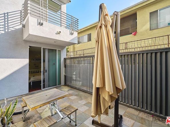 332 S Oxford Avenue 106, Los Angeles CA 90020