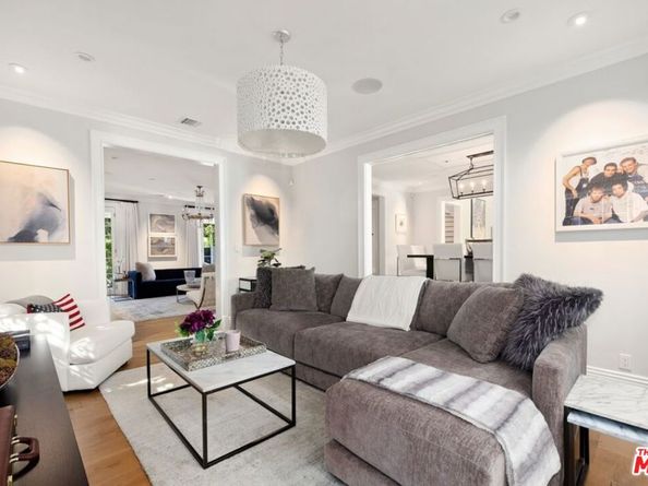 1960 Coldwater Canyon Drive, Beverly Hills CA 90210