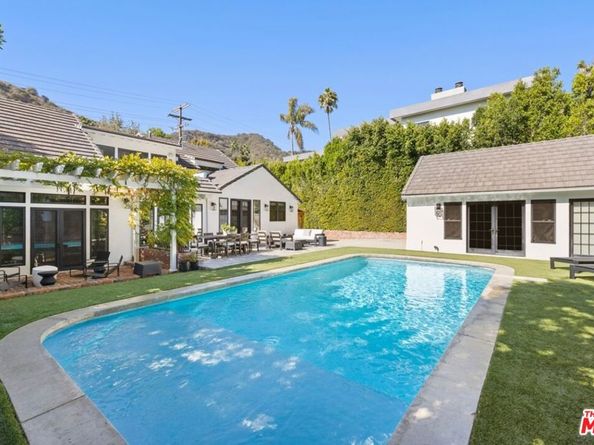 1960 Coldwater Canyon Drive, Beverly Hills CA 90210