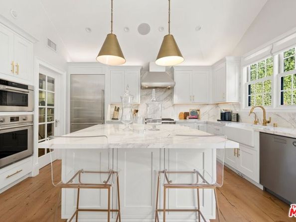 1960 Coldwater Canyon Drive, Beverly Hills CA 90210