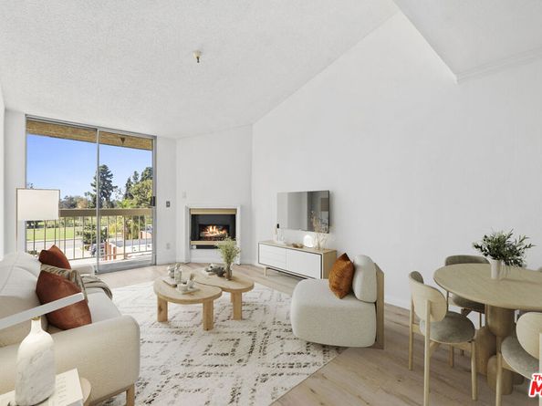 5143 Bakman Avenue 406, North Hollywood CA 91601