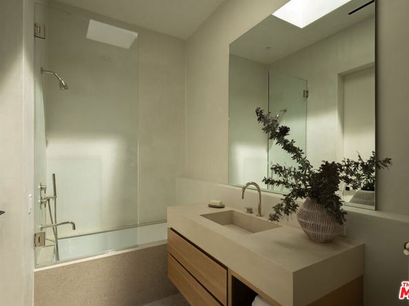 29200 Larkspur Lane, Malibu CA 90265