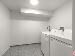 2659 Thorpe Avenue, Los Angeles CA 90065