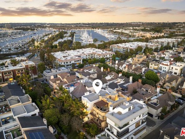 120 Mast Mall, Marina Del Rey CA 90292