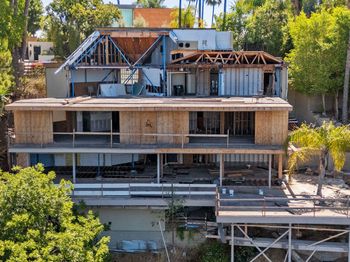 837 Linda Flora Drive