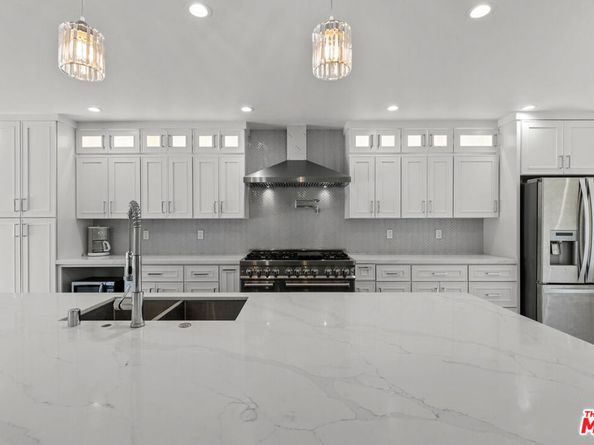5317 Angeles Vista Boulevard, View Park CA 90043
