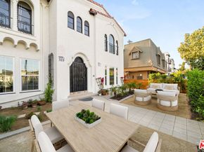 509 N Hobart Boulevard, Los Angeles CA 90004