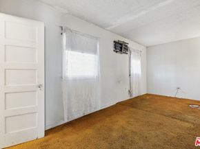524 Marlborough Avenue, Inglewood CA 90302