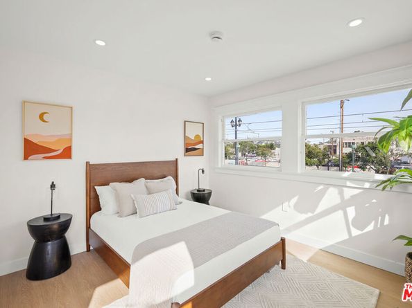 5711 Marmion Way, Los Angeles CA 90042