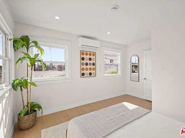 5711 Marmion Way, Los Angeles CA 90042